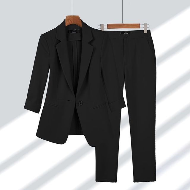 Women’s Blazer and Trousers Set Tailored Fit