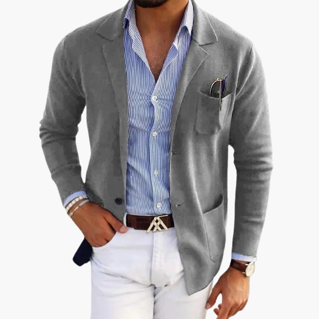 Men’s knit blazer with lapel collar and button closure