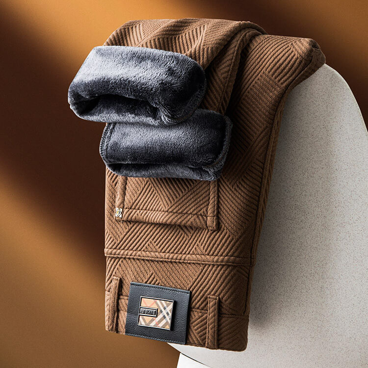 Men's Knit Pants with Jacquard Design